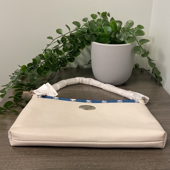 Coach Mini Shoulder Bag and Zippered Pouch Set - Picture 15 of 16